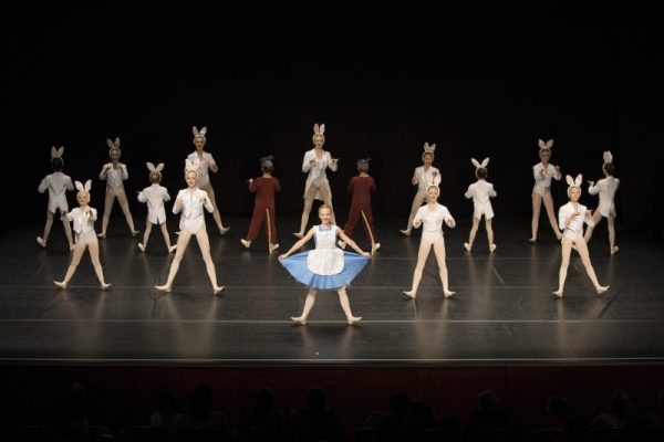 Dinamica Ballet col·labora amb l’associació de dansa infantil sense ànim de lucre Flics