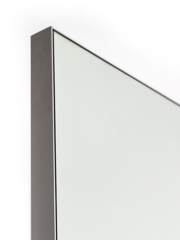 Professional wall-mounted mirror Figaro